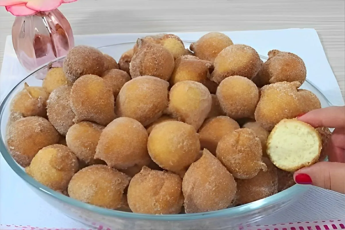 Bolinho de chuva prático receita que minha avó fazia pra mim