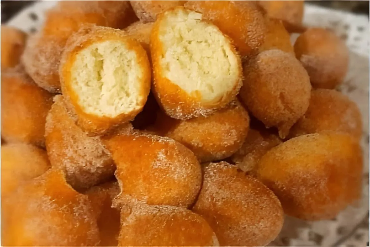 Bolinho de chuva sequinho por fora e macio por dentro receit