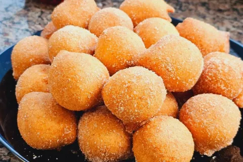 Bolinho de chuva tradicional igual ao da vovó, bem fofinho p