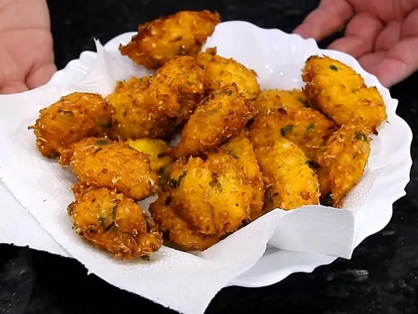 Bolinho de Milho Verde Frito Simples