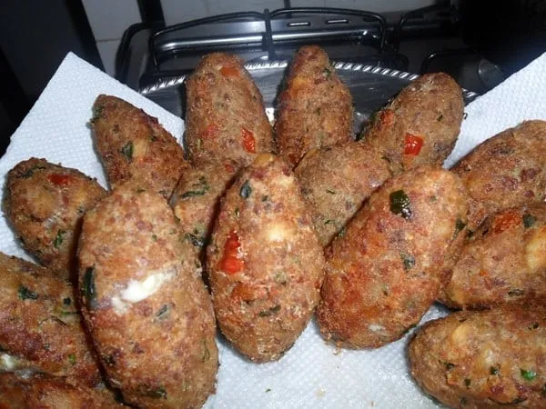 Bolinho de Pão Amanhecido Recheado