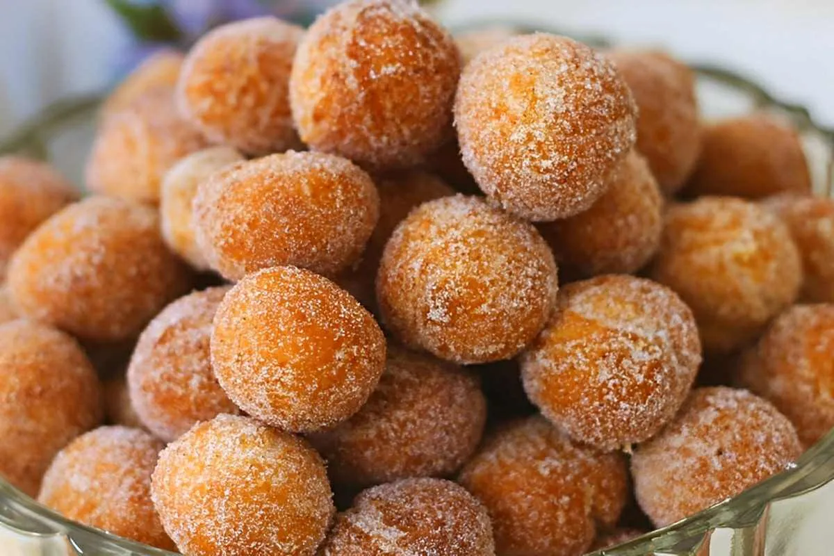 Bolinho de vinagre sequinho e saboroso para servir para serv