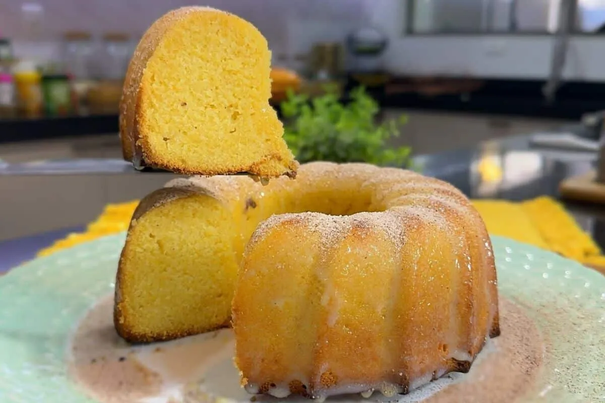 Bolo 5 copos simples e fofinho feito no liquidificador com i