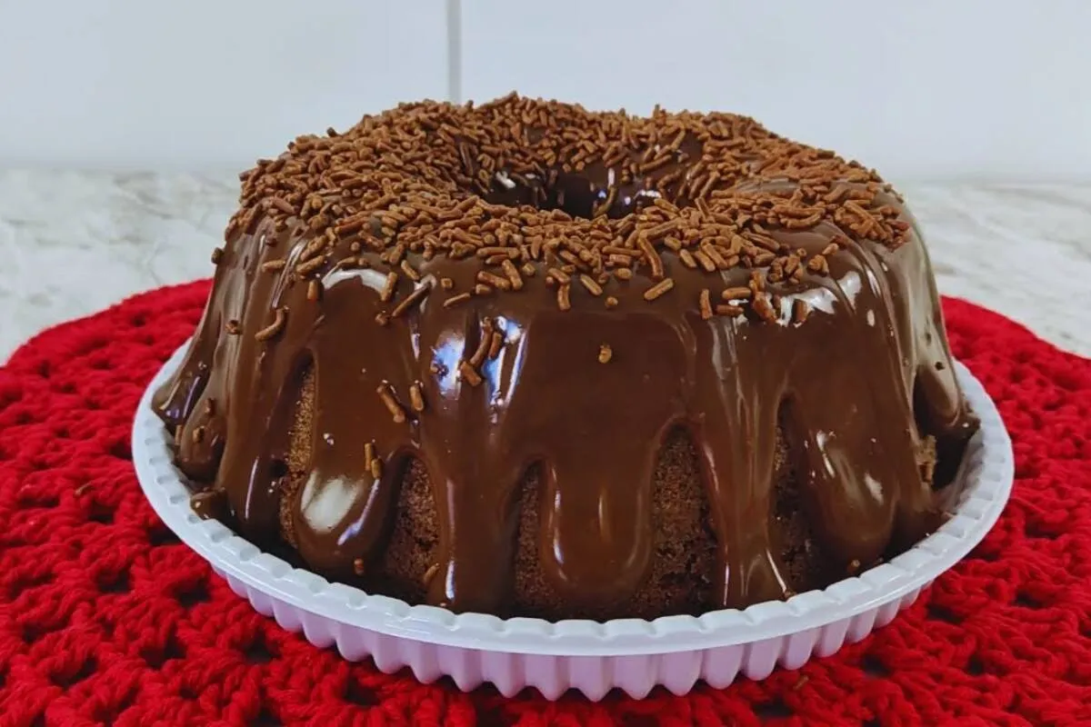 Bolo brigadeiro: dica simples para a semana mais chocolatuda
