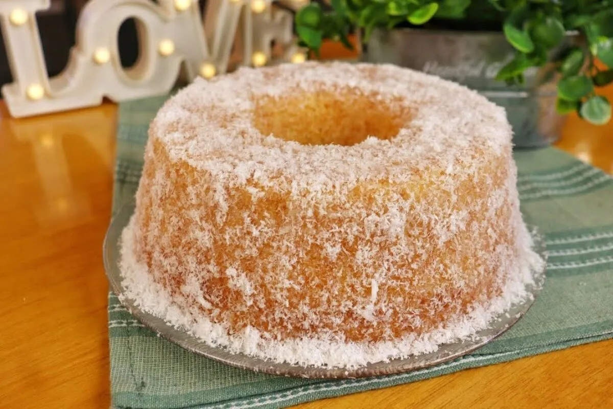 Bolo colchão de noiva: fofinho, molhadinho e perfeito para a