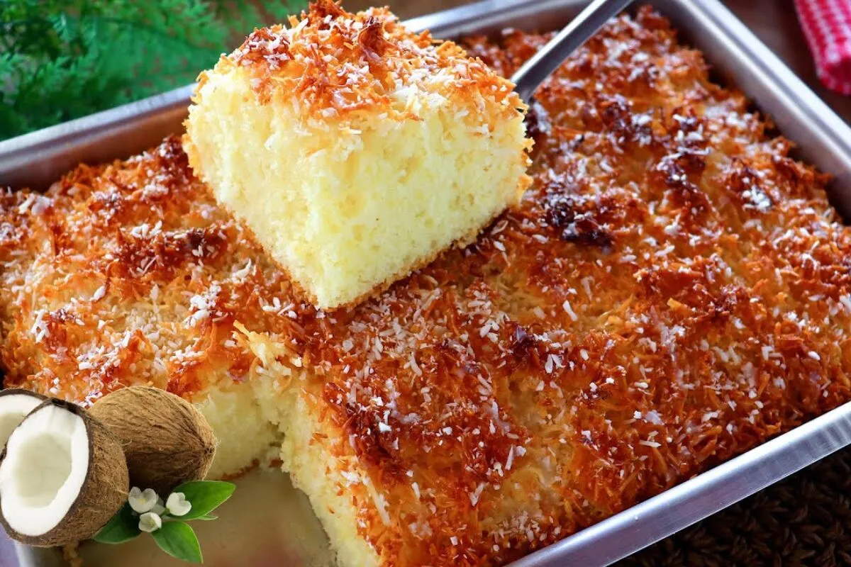 Bolo cuca de coco fofinho e com sabor de quero mais