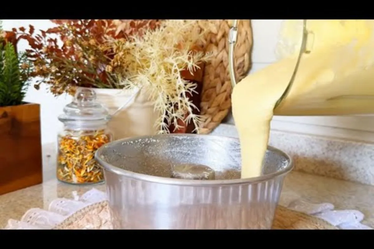 Bolo de aipim cremoso e delicioso que derrete na boca e é pe