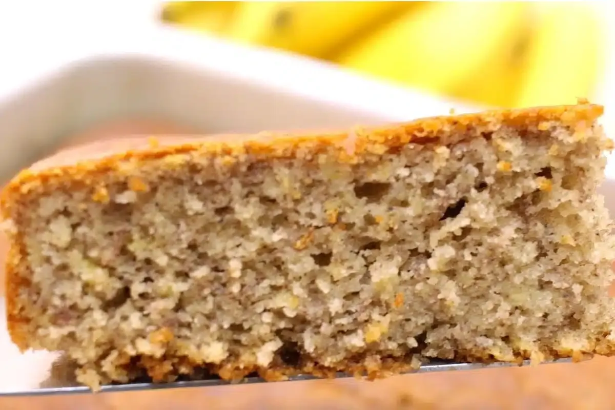 Bolo de banana simples e fofinho fácil de fazer: dá tempo de