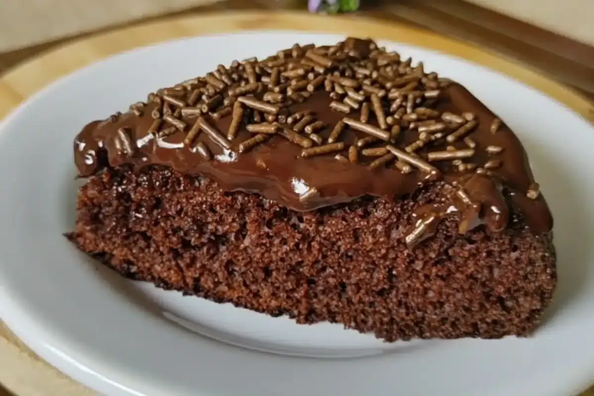 Bolo de chocolate na frigideira: opção fácil e deliciosa par