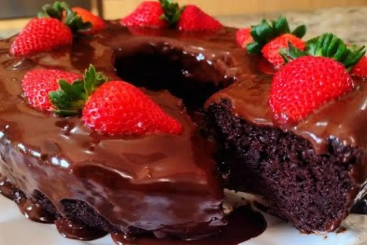 Bolo de chocolate sem açúcar: delicioso, low carb e zero lac