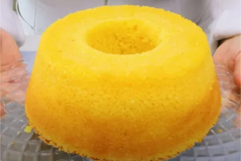 Bolo de cuscuz sem farinha mais fofinho que você já viu fáci