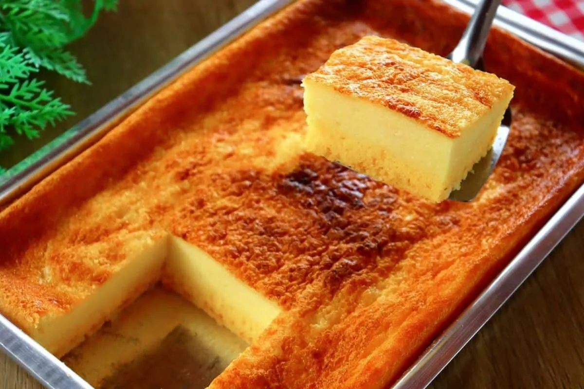 Bolo de fubá cremoso com uma dica infalível para ficar com a
