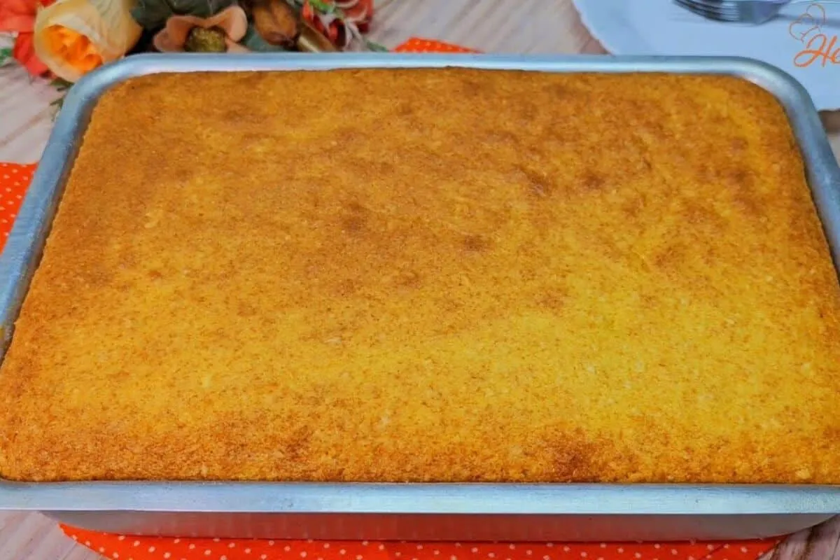 Bolo de fubá fofinho: macio e amanteigado, sem óleo, receita