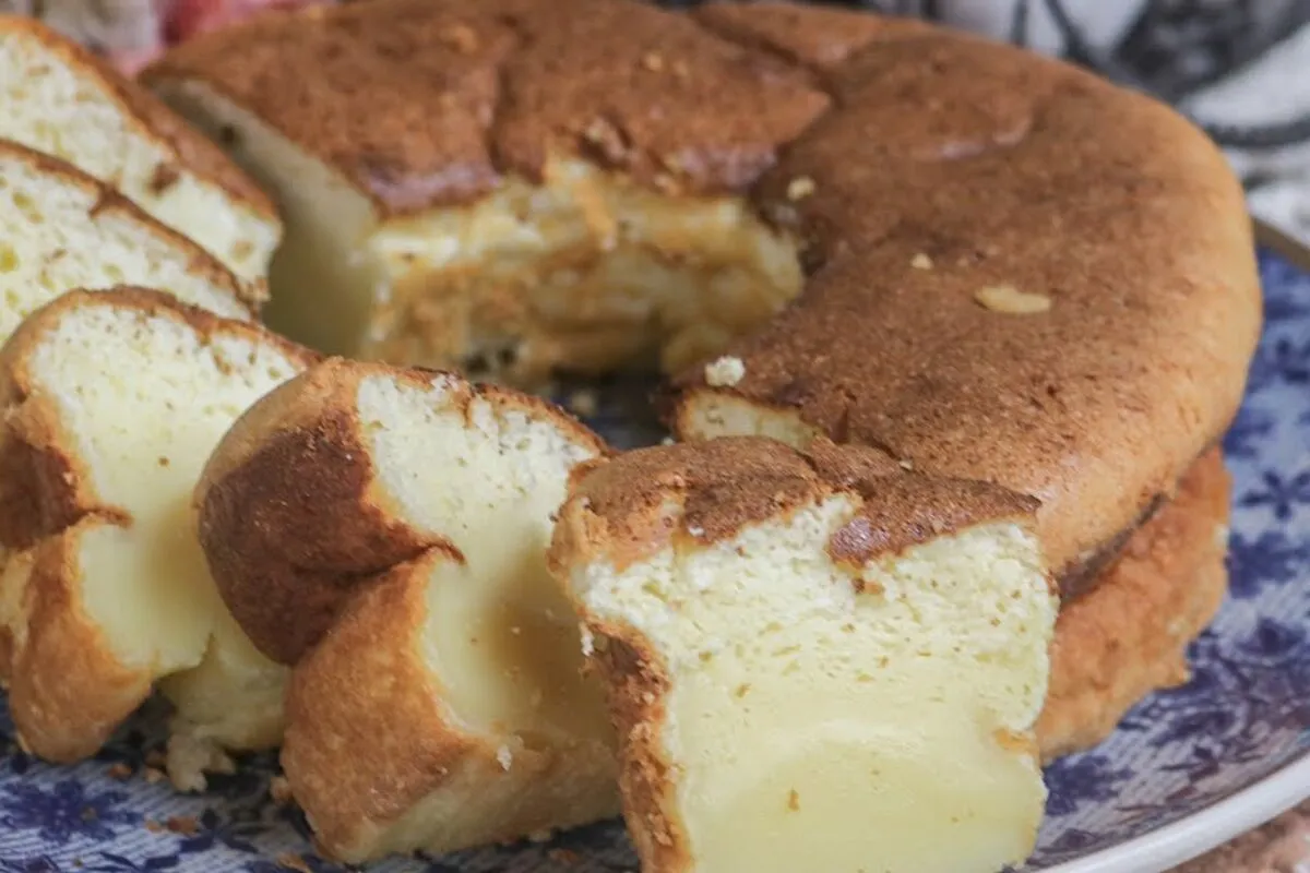 Bolo de iogurte sem farinha de trigo: a receita simples de 4