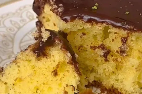 Bolo de laranja: descubra o ingrediente secreto que deixa es