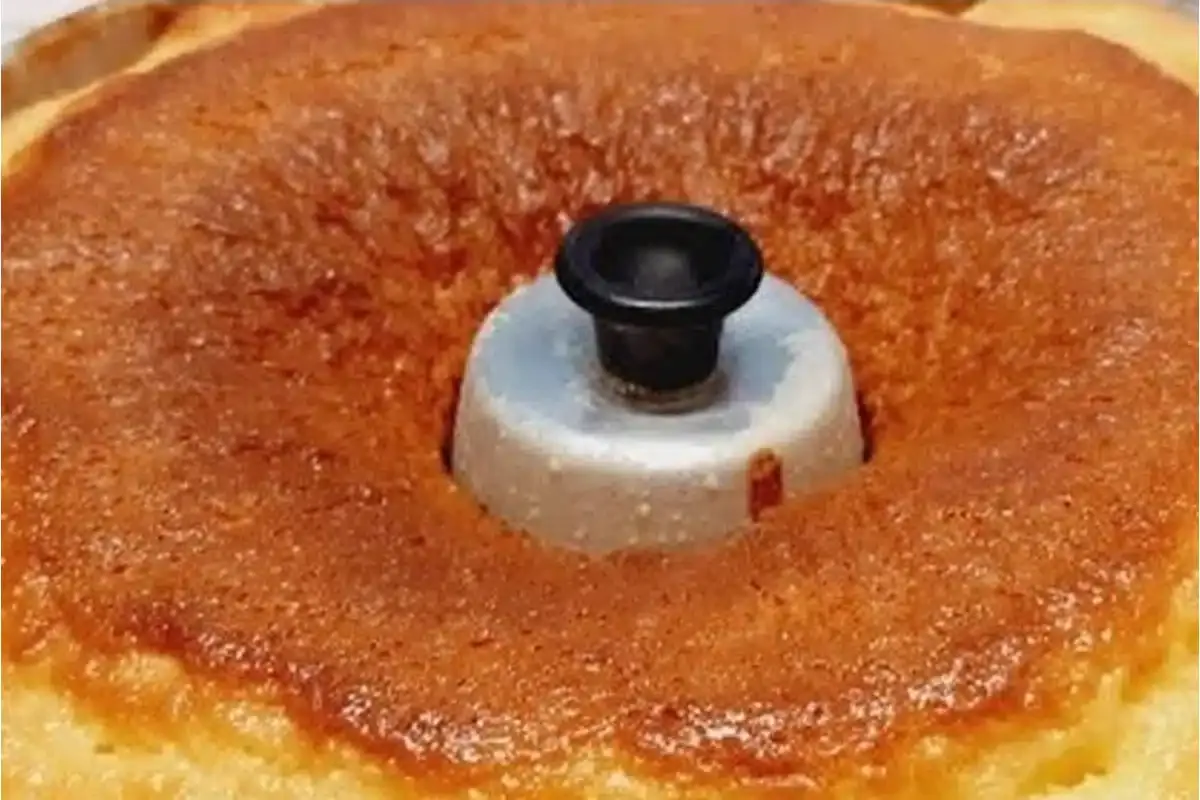 Bolo de laranja sem trigo e sem leite para você saborear na
