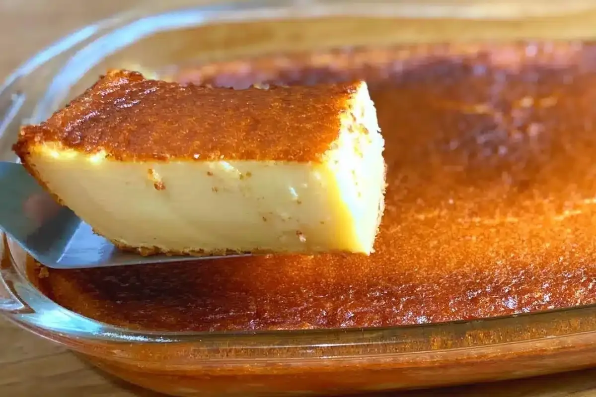 Bolo de leite cremoso: tão gostoso que pode ser servido no l