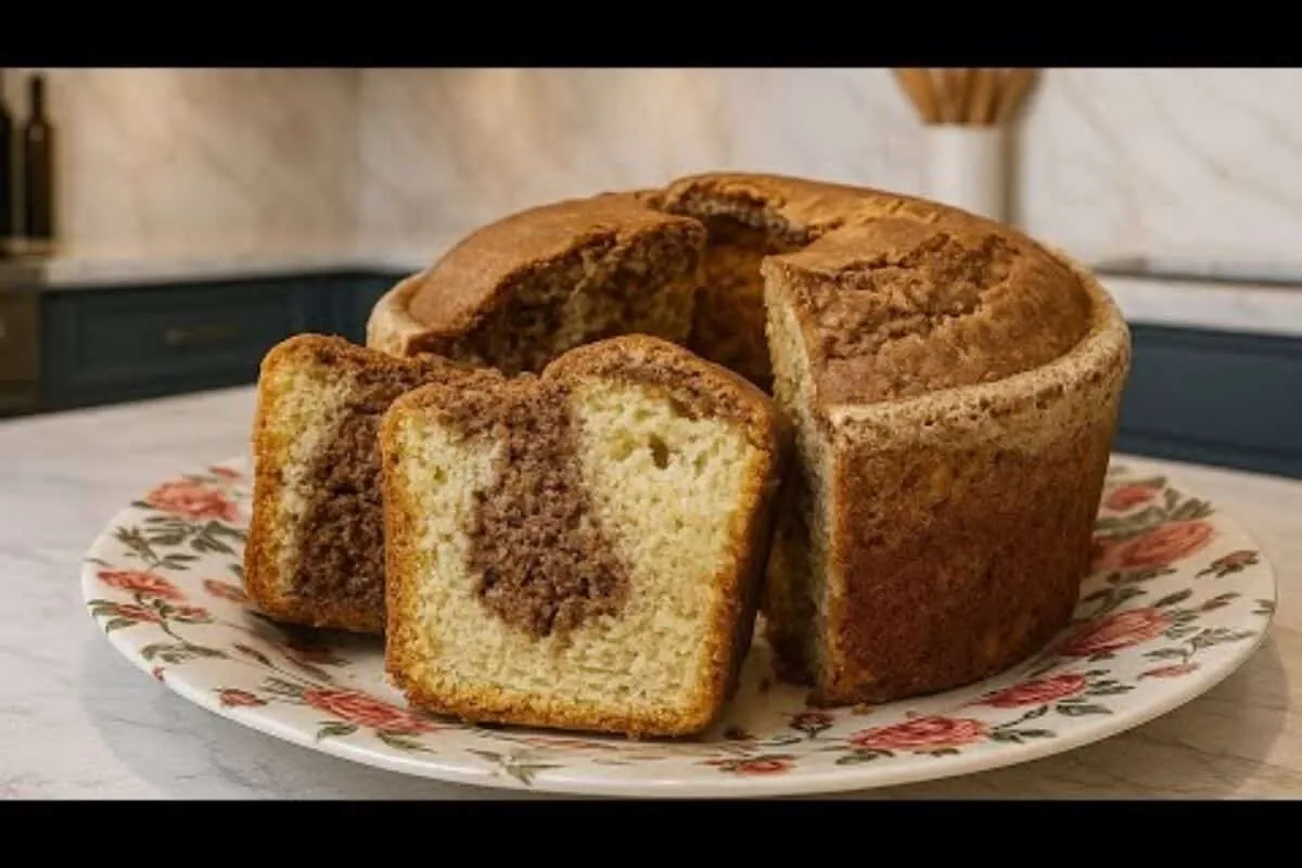 Bolo de limão com chocolate de liquidificador que fica super fofinho para você fazer hoje mesmo