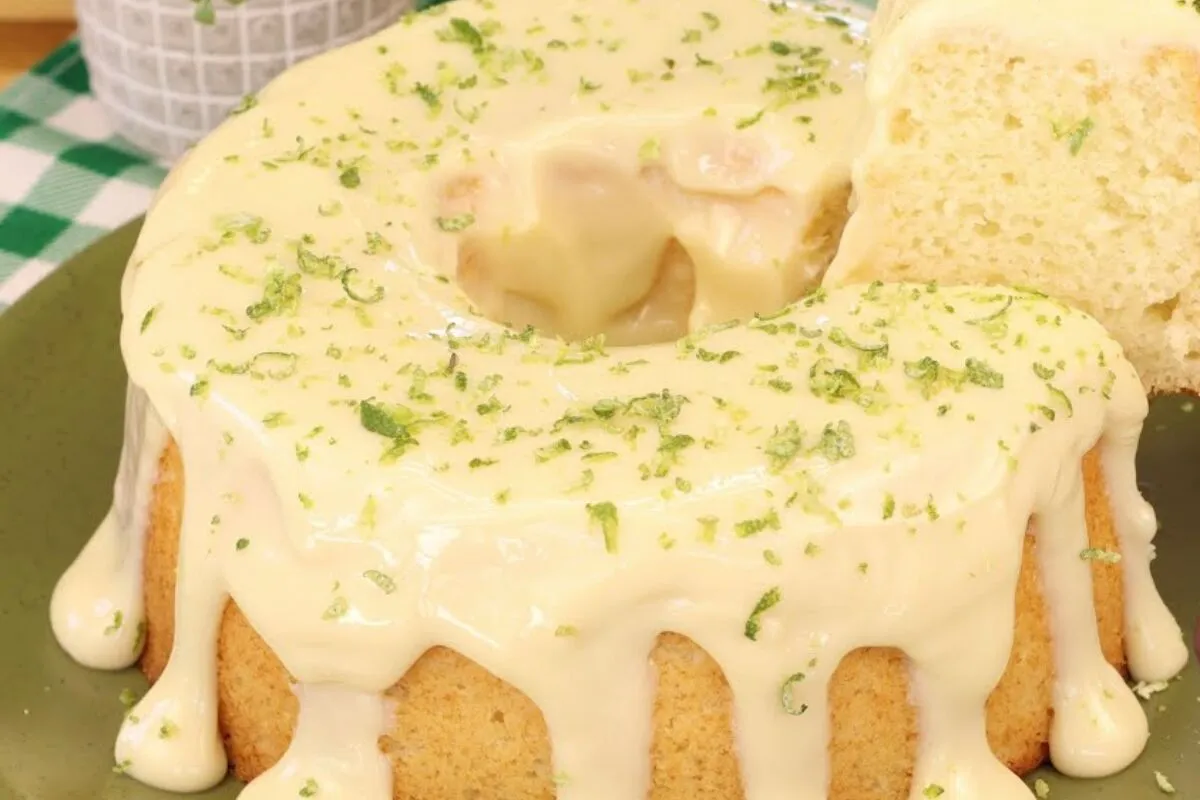 Bolo de limão com cobertura: a receita super fofa, fácil e c