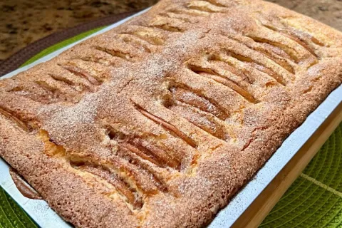 Bolo de maçã com coco: grande, fácil e o mais fofo para o se
