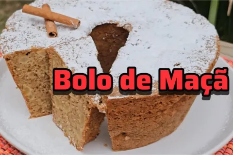 Bolo de maçã fofinho feito no liquidificador para o primeiro