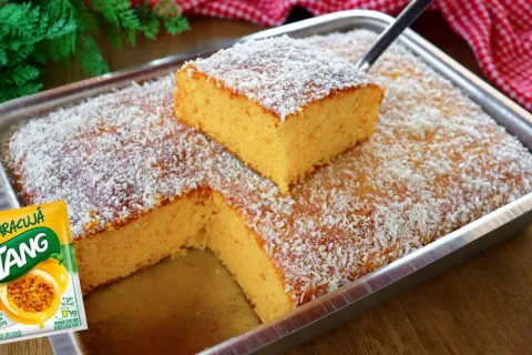 Bolo de maracujá fofinho feito com Tang: receita prática e d