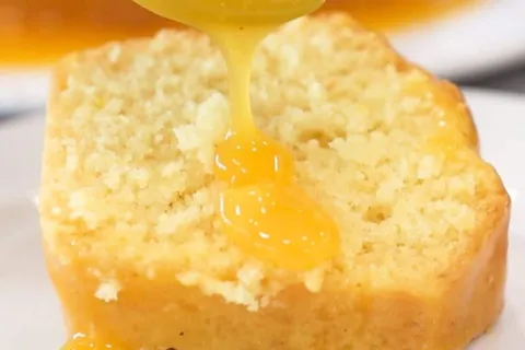 Bolo de maracujá rápido e fofinho: receita fácil da Isamara 