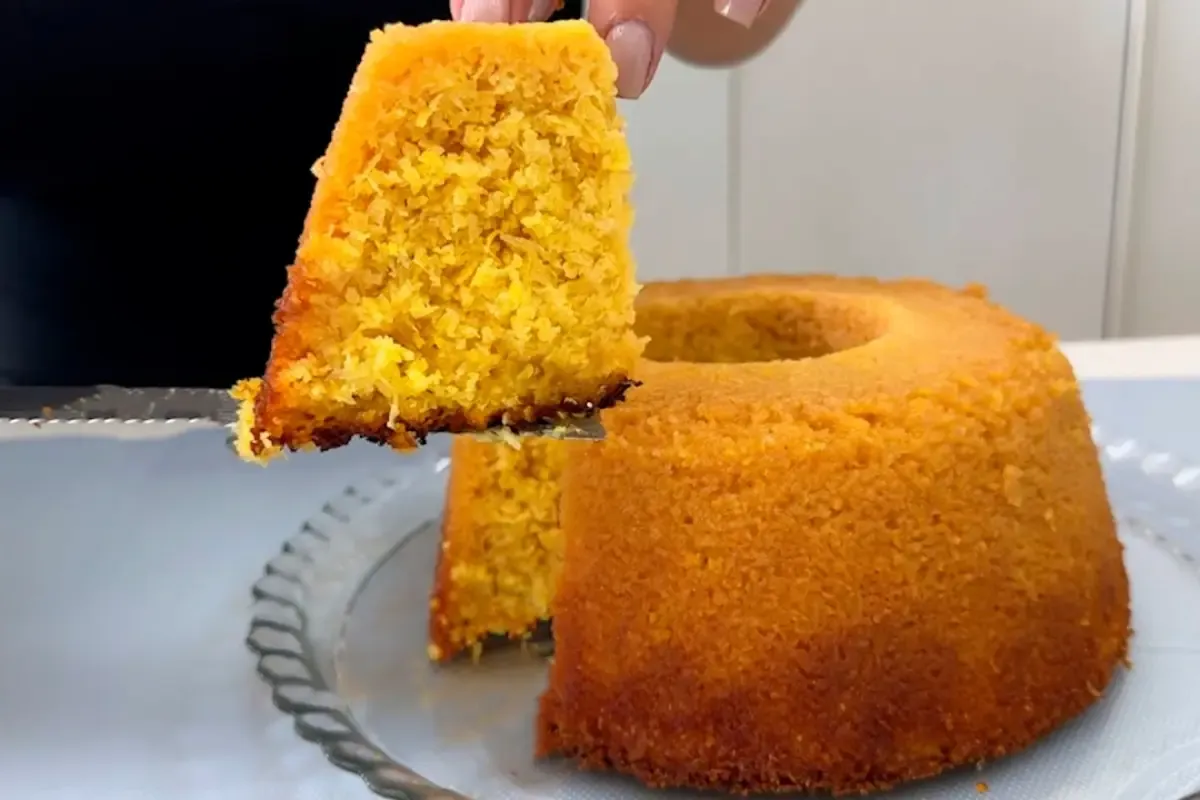 Bolo de milho que fica parecendo pamonha e você vai se surpr