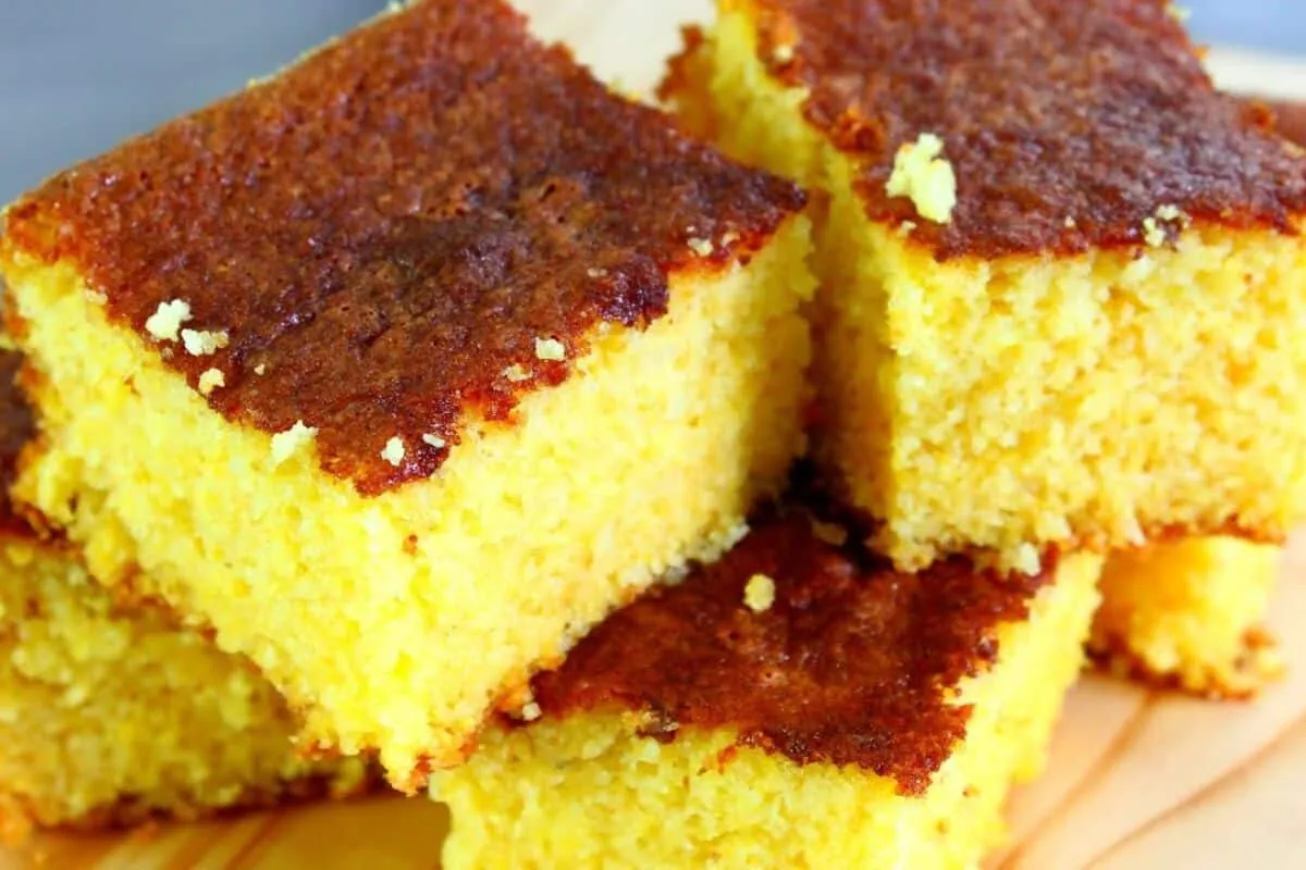 Bolo de milho sem farinha: aprenda a fazer um bolo fofinho e