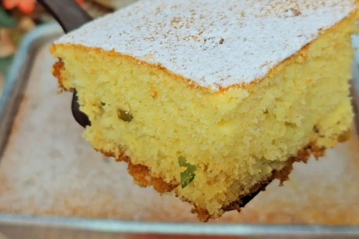 Bolo de panetone: só mexer, está pronto, simples e fácil de