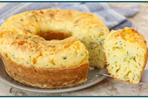 Bolo de queijo temperado perfeito para você preparar no lanc