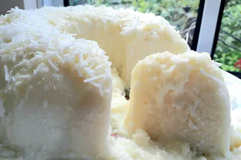 Bolo de tapioca que não vai ao forno é só misturar os ingred