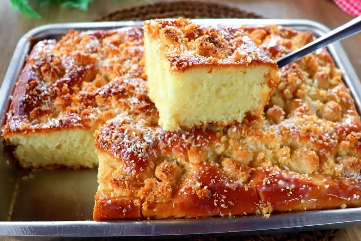 Bolo fatia húngara de uma forma simples e deliciosa para o s