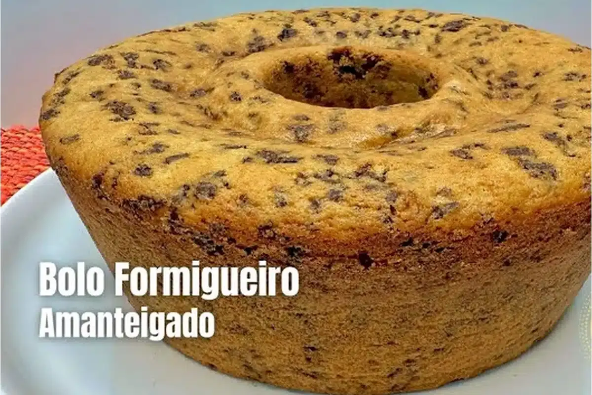 Bolo formigueiro amanteigado que aprendi a fazer e a massa f