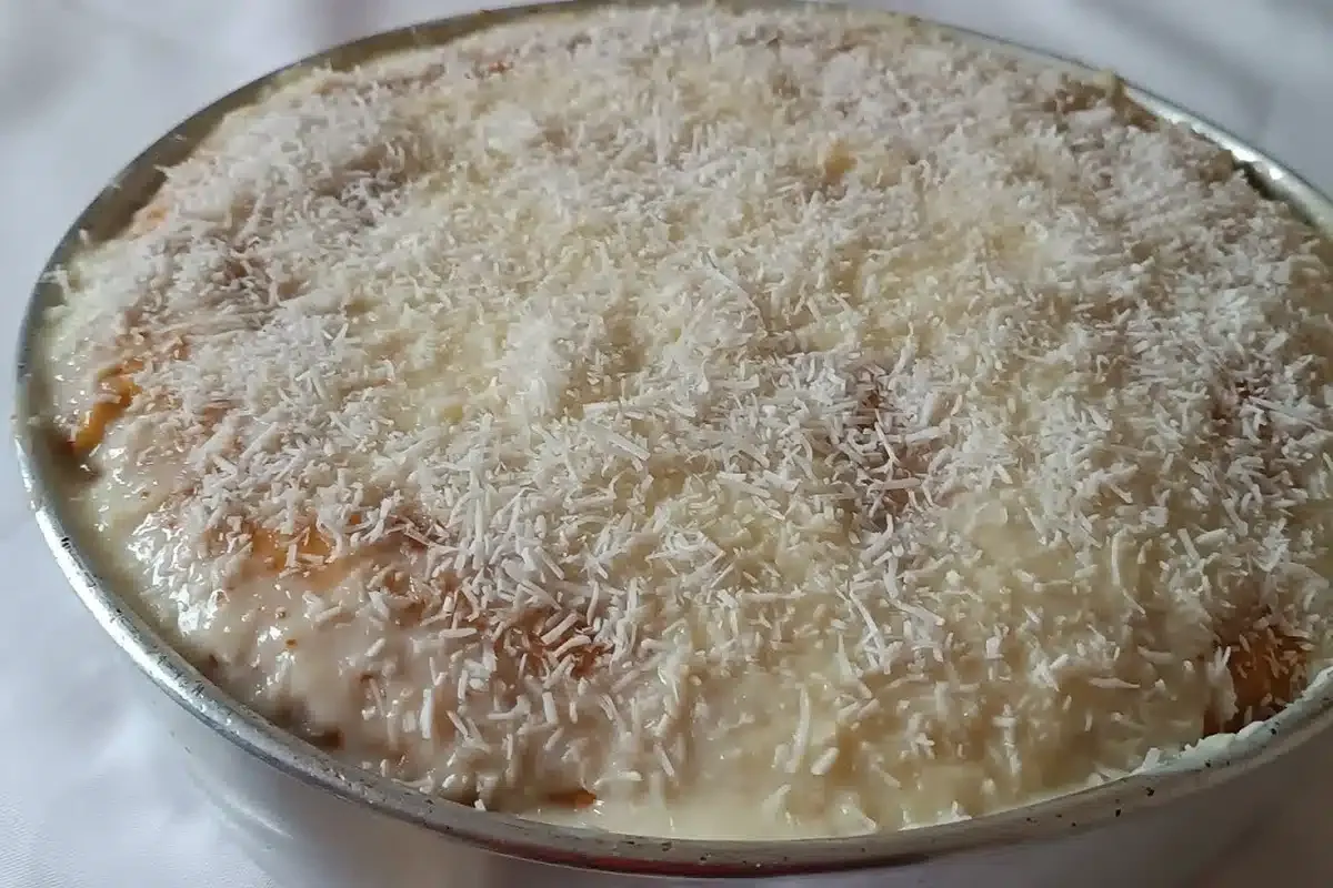 Bolo gelado de abacaxi: receita de vó que é um arraso para c