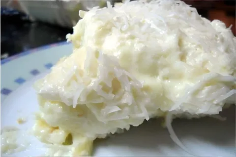 Bolo gelado de coco bem molhadinho para festa ou até mesmo s