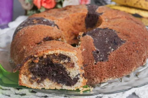 Bolo mesclado de banana: esse é o melhor bolo mesclado do mu