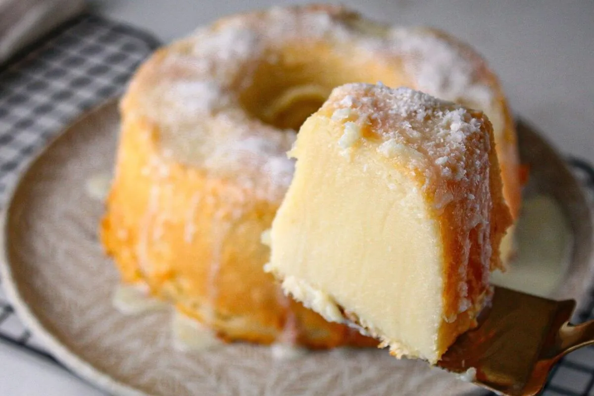 Bolo pega marido muito molhadinho e com uma cremosidade incrível que faz essa receita ser um sucesso garantido em todas as casas