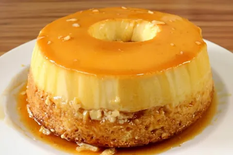 Bolo pudim bem simples e fácil de fazer perfeito para a sobr