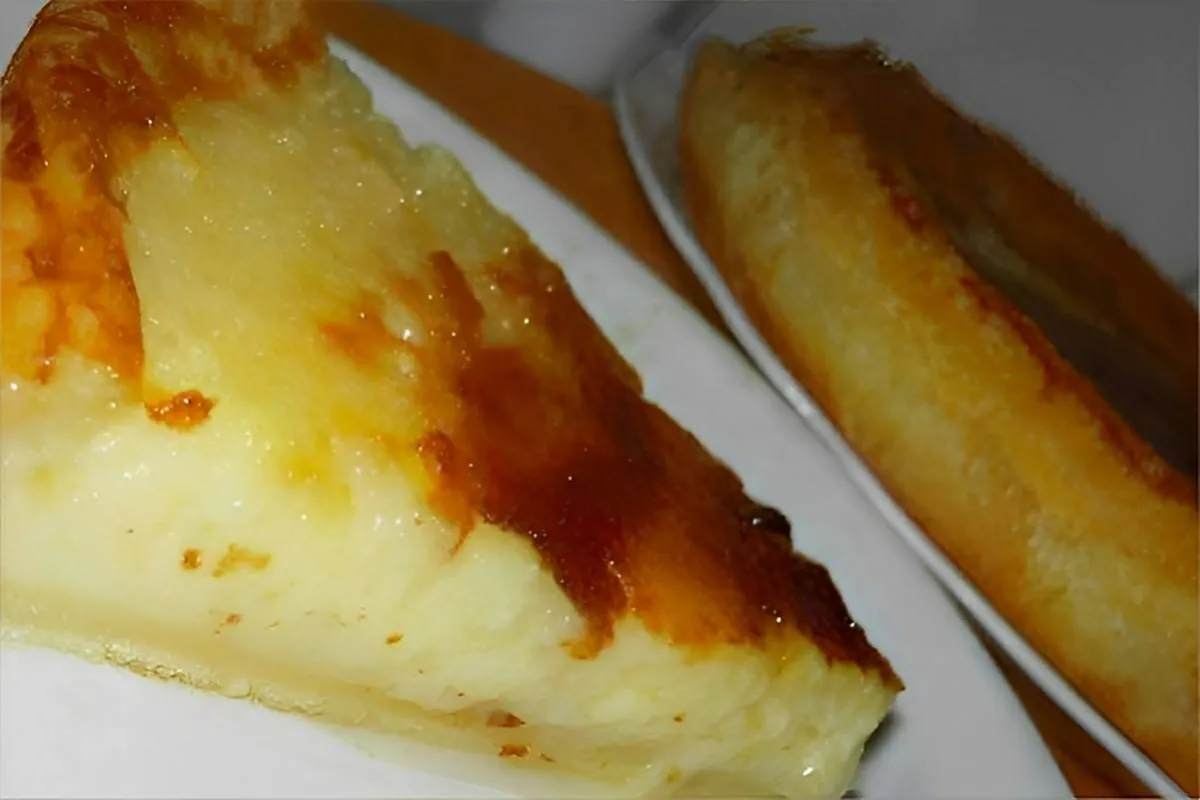 Bolo queijadinha simples e prática é só misturar os ingredie