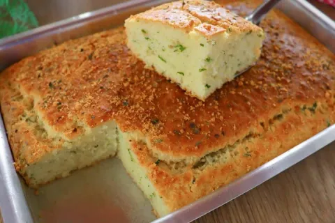 Bolo salgado fofinho, econômico e muito fácil para fazer um 