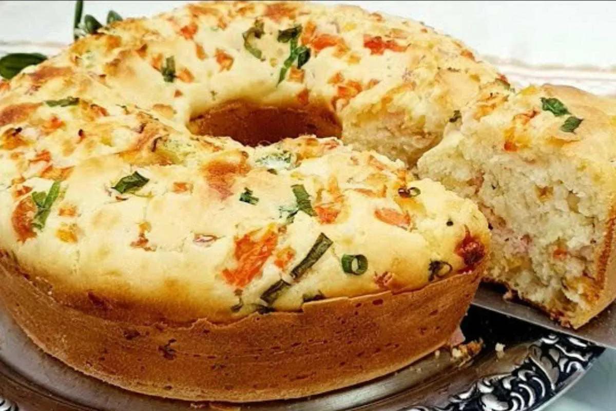 Bolo salgado macio para você servir no lanche da tarde ou ja