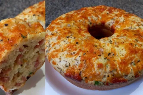 Bolo salgado simples, fácil e prático, com massa fofa e rech