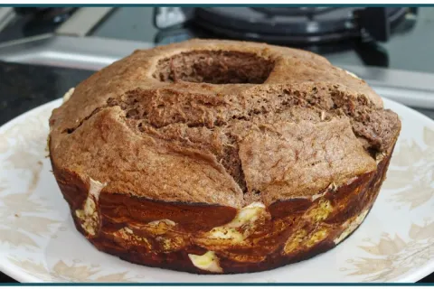 Bolo saudável de chocolate sem farinha de trigo para quem qu