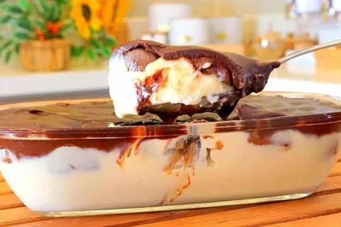 Bombom gelado na travessa: sobremesa fácil e deliciosa que f