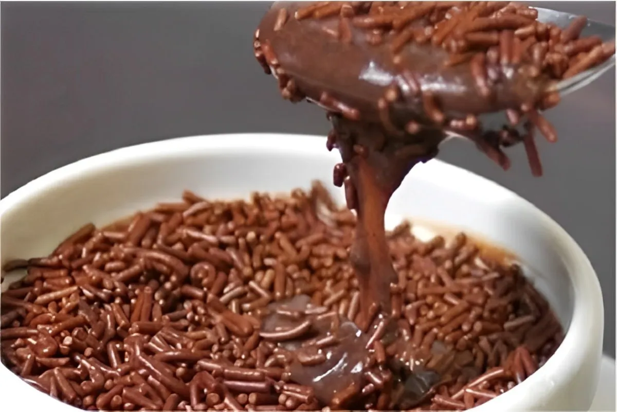 Brigadeiro cremoso e delicioso feito sem leite condensado