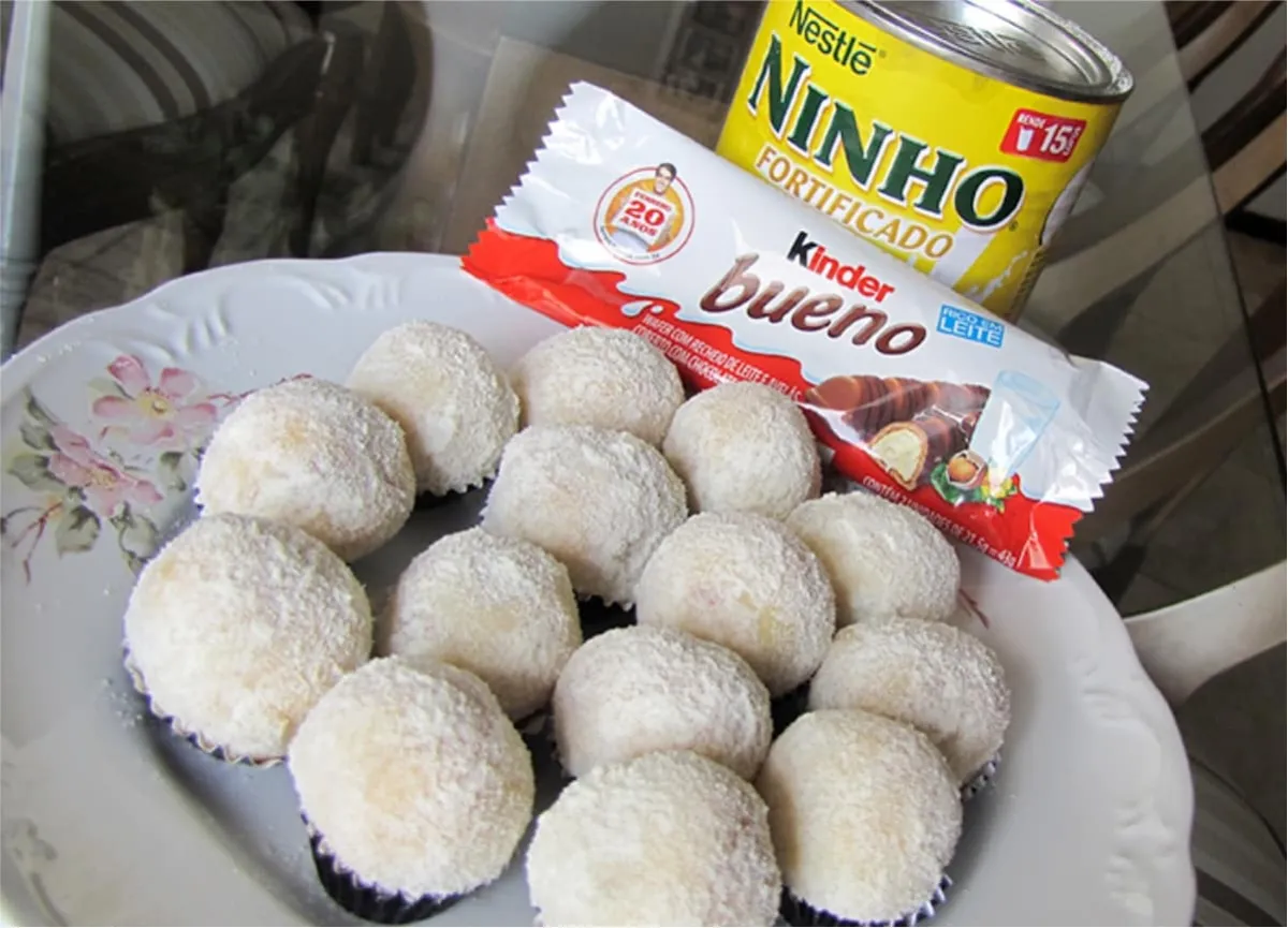 Brigadeiro de leite ninho recheado com kinder bueno fácil de