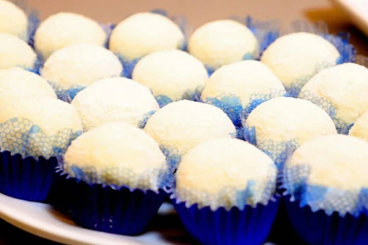 Brigadeiro de leite ninho sem fogo, fácil de fazer para você