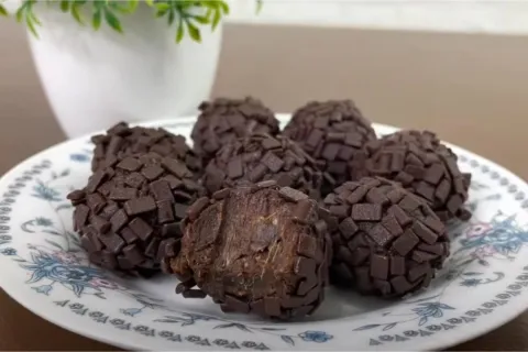 Brigadeiro saudável: sem açúcar e sem adoçante para você mat