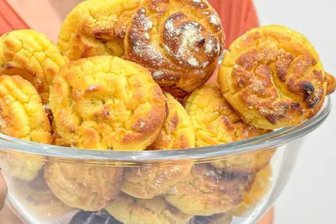 Broa de milho super macia e cheirosa, para um  lanche da tar